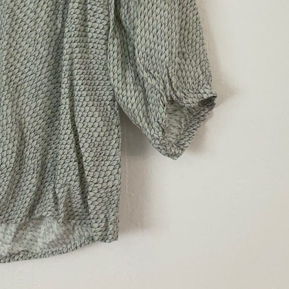 Joie white/green/blue pattern 3/4 sleeve blouse - Picture 2 of 4